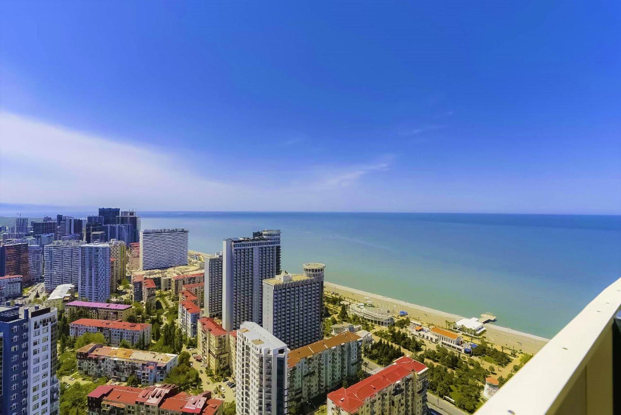 Luxury Beach Front Hotel Batumi Eksteriør bilde