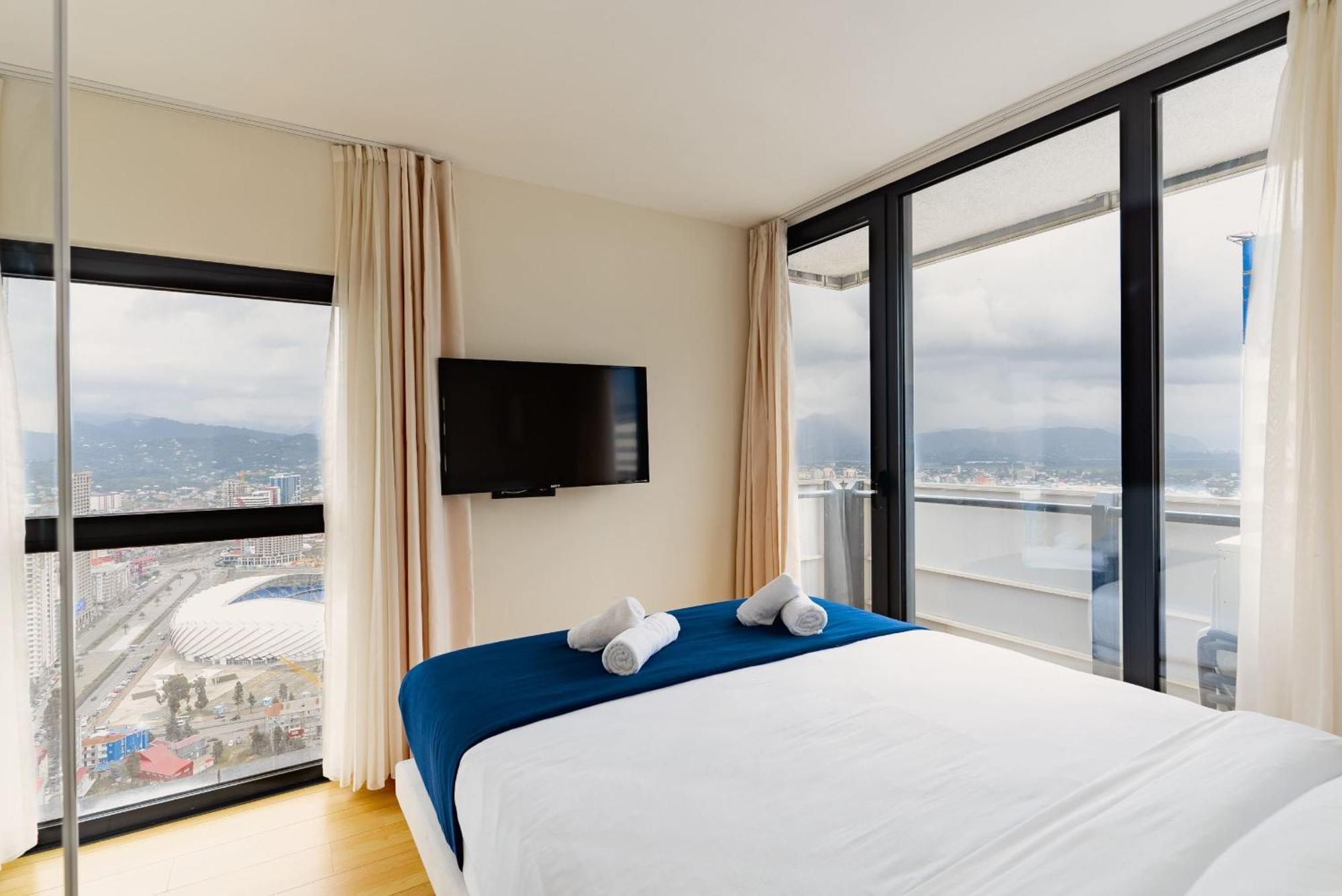 Luxury Beach Front Hotel Batumi Eksteriør bilde