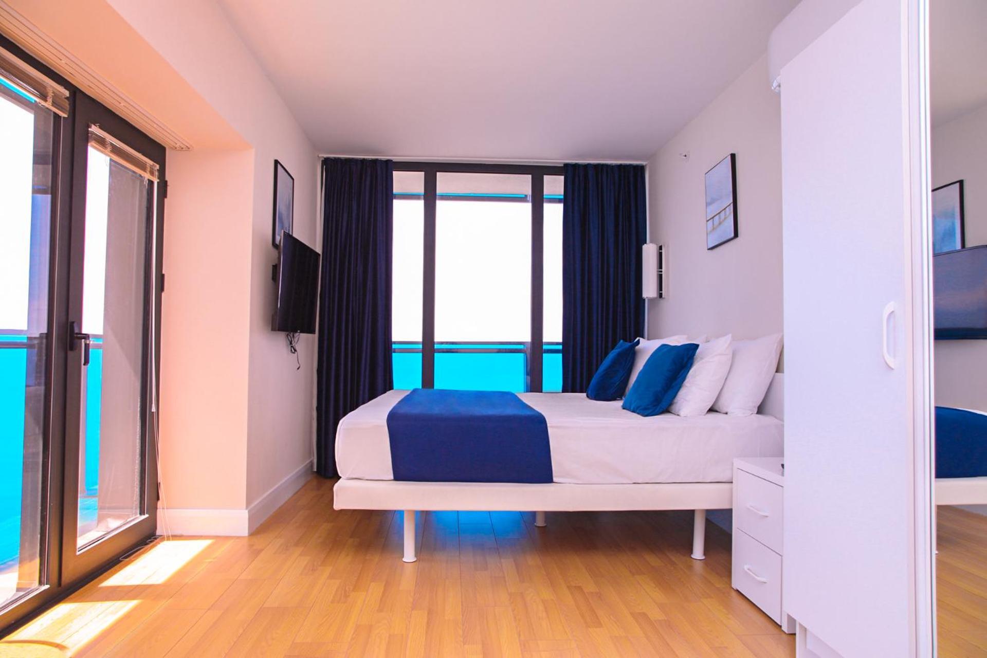 Luxury Beach Front Hotel Batumi Eksteriør bilde