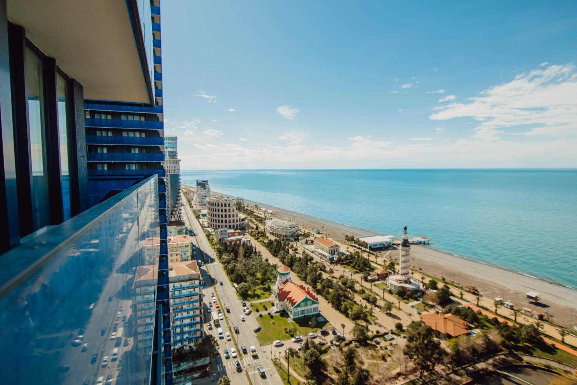 Luxury Beach Front Hotel Batumi Eksteriør bilde