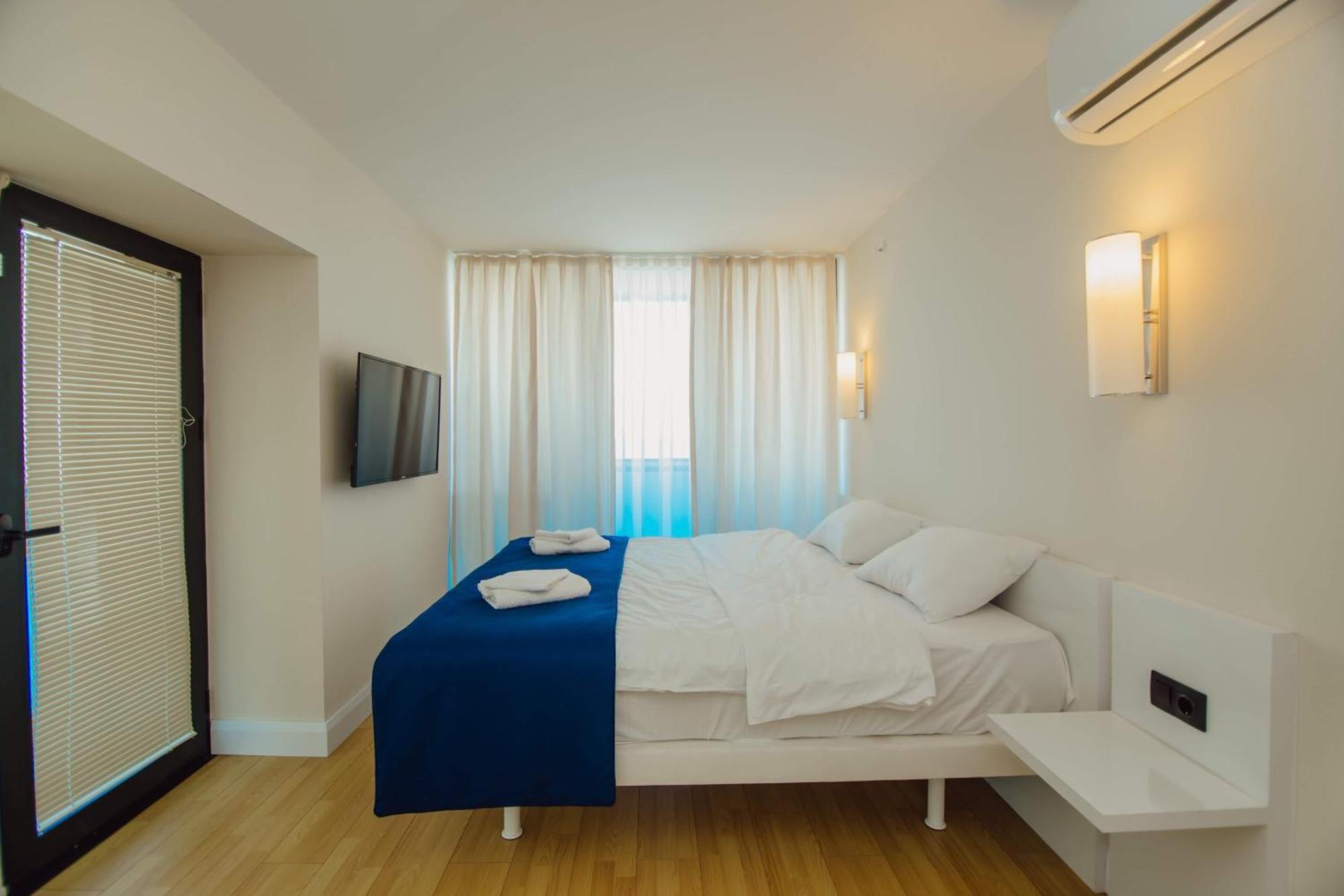 Luxury Beach Front Hotel Batumi Eksteriør bilde