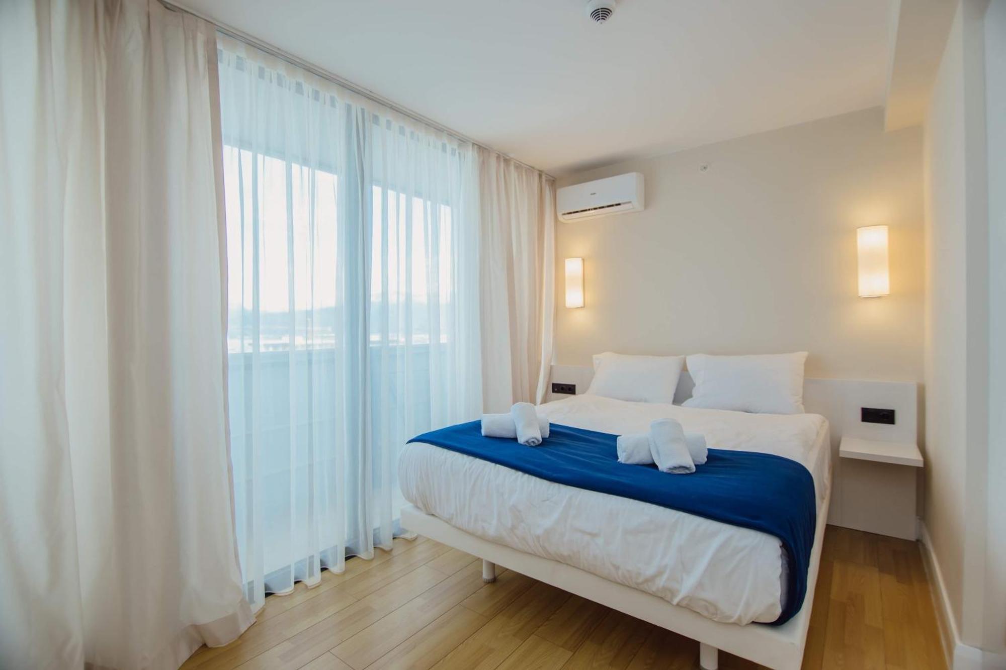 Luxury Beach Front Hotel Batumi Eksteriør bilde