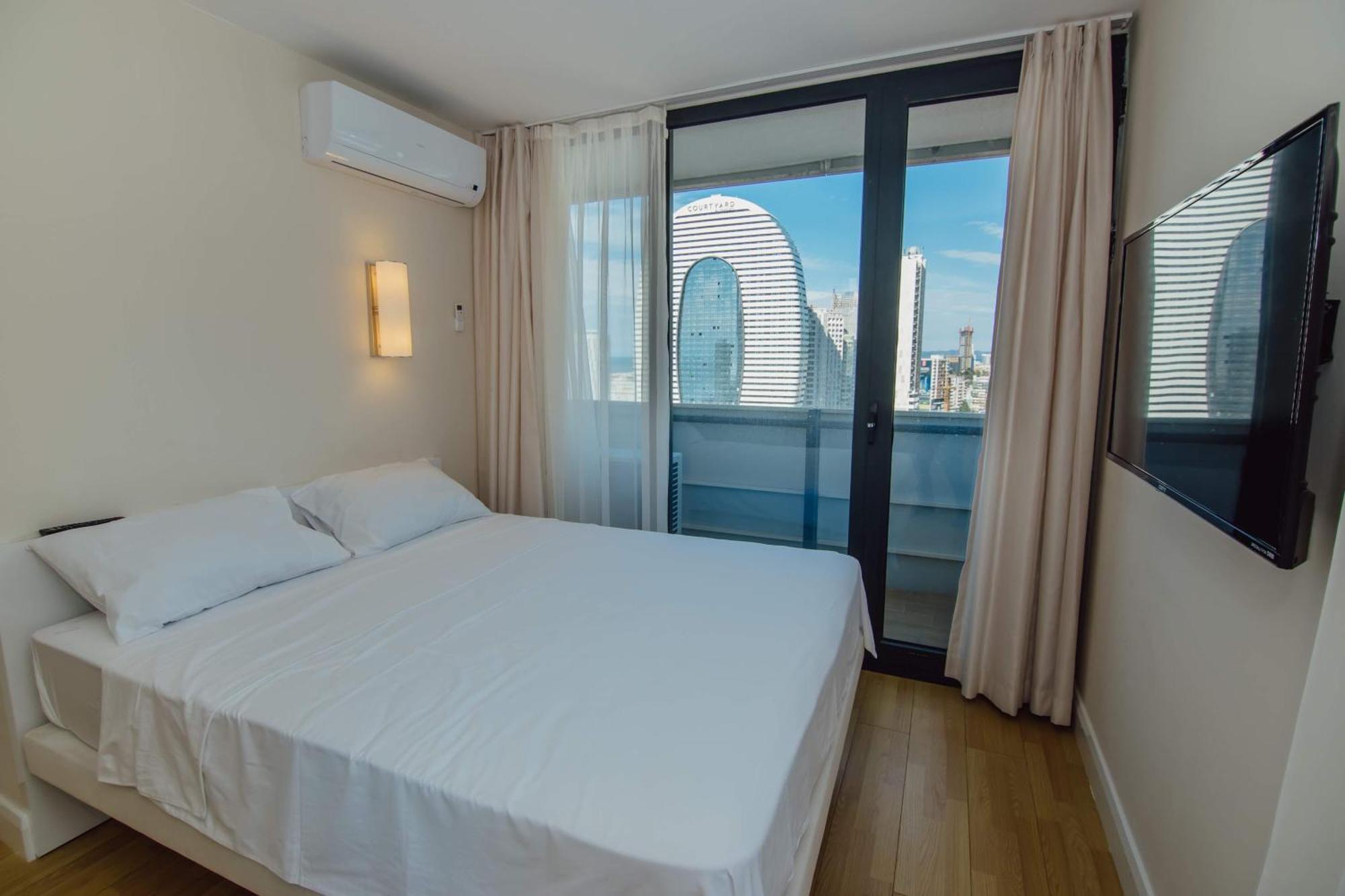 Luxury Beach Front Hotel Batumi Eksteriør bilde