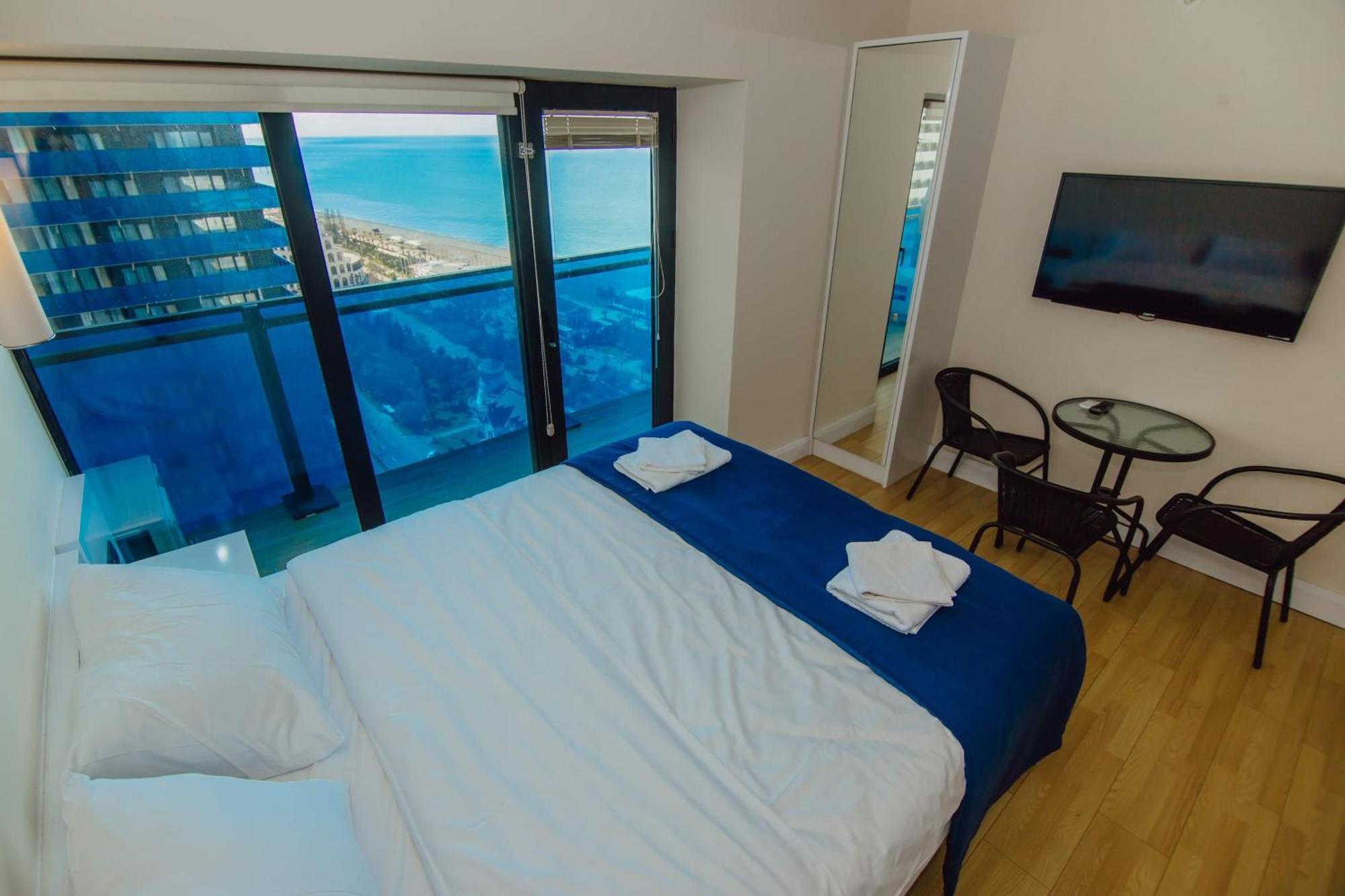 Luxury Beach Front Hotel Batumi Eksteriør bilde