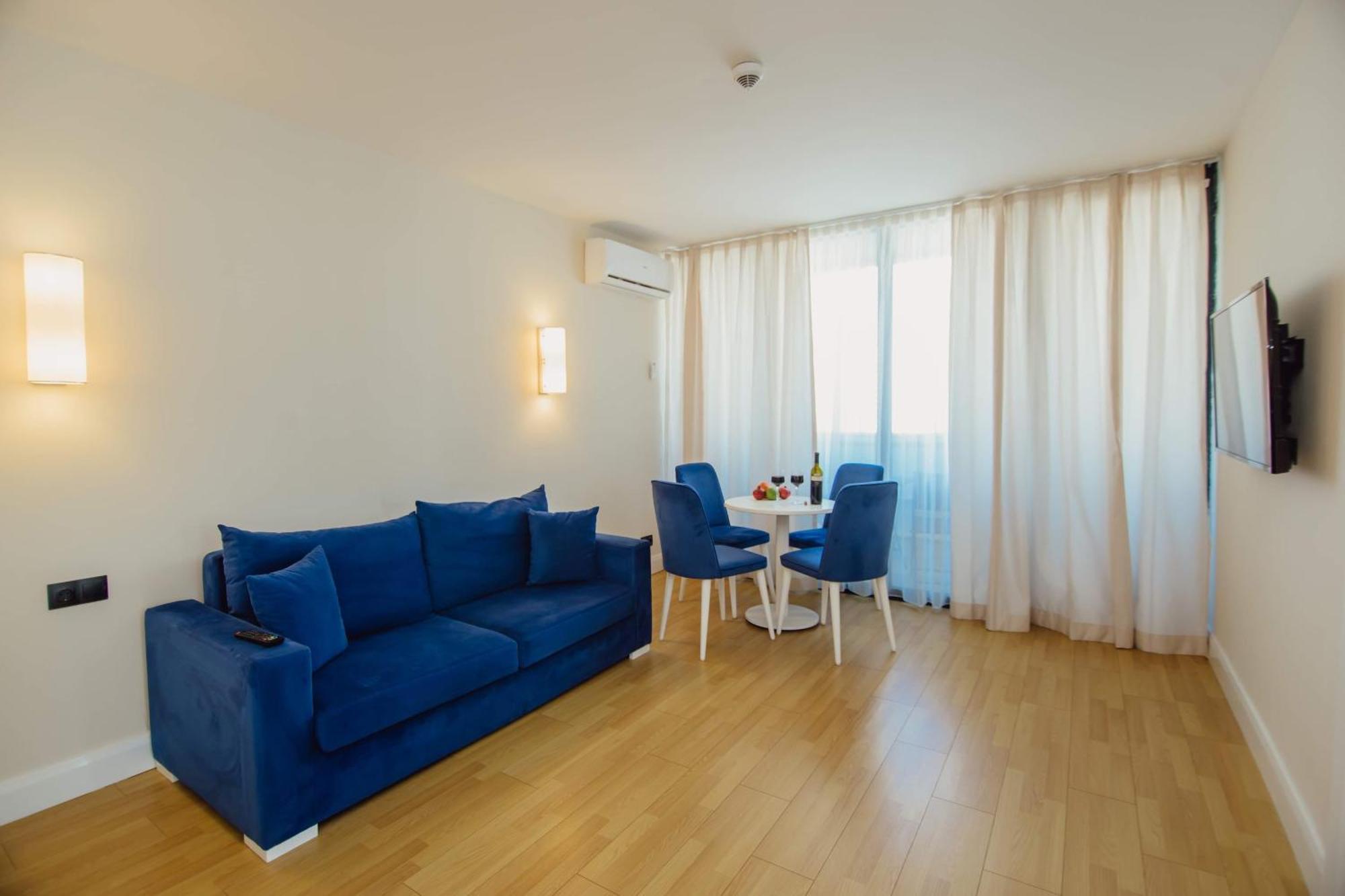 Luxury Beach Front Hotel Batumi Eksteriør bilde